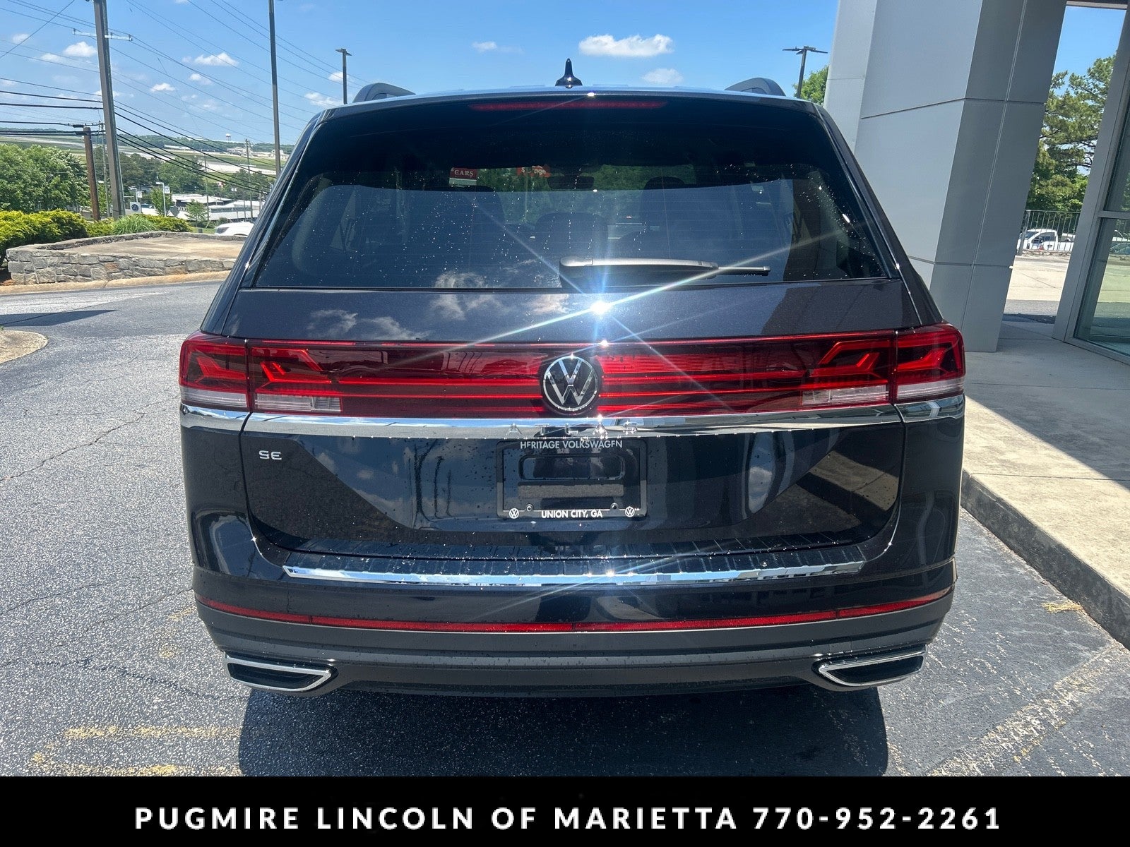 2024 Volkswagen Atlas 2.0T SE