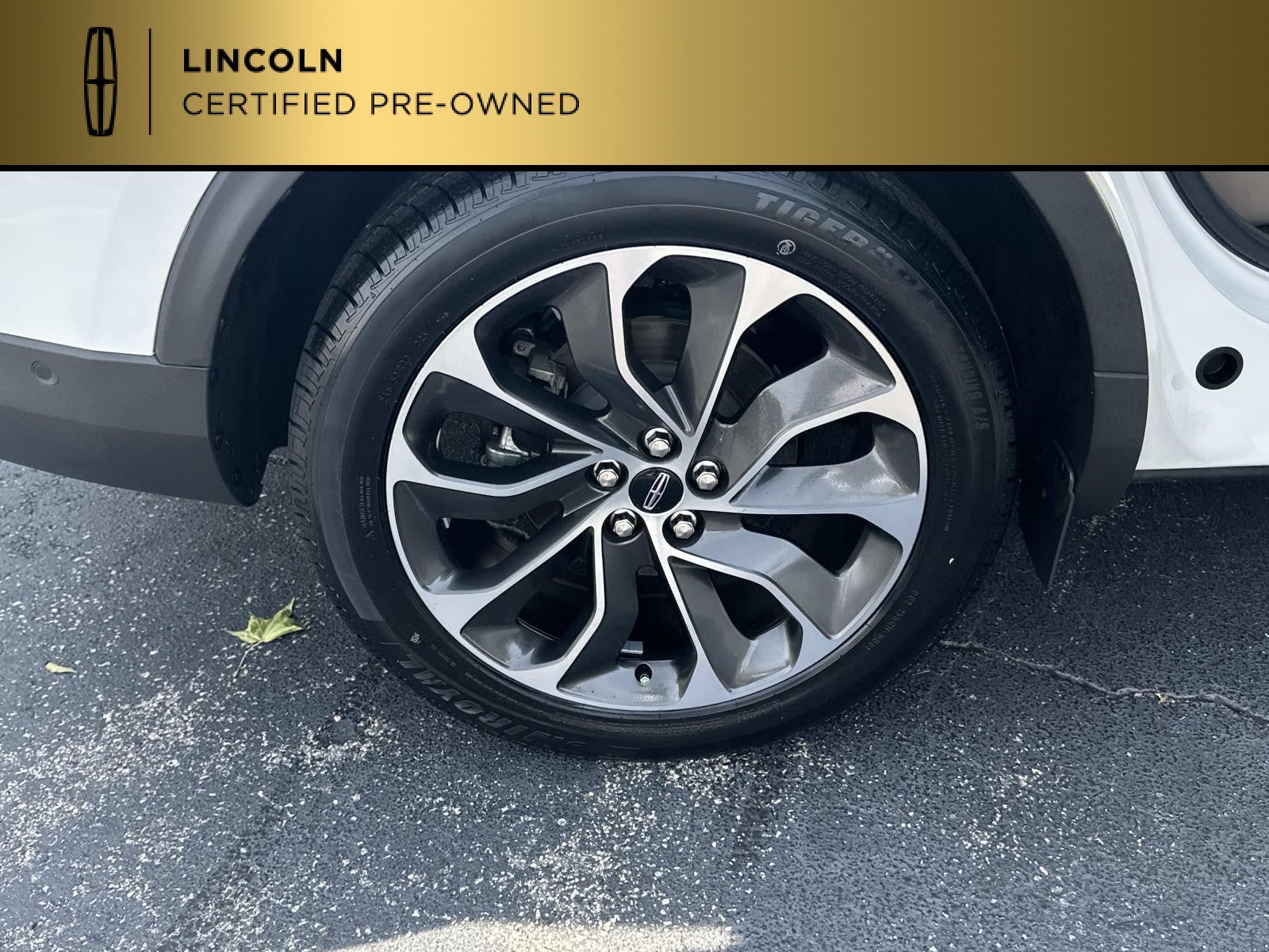2021 Lincoln Nautilus Reserve