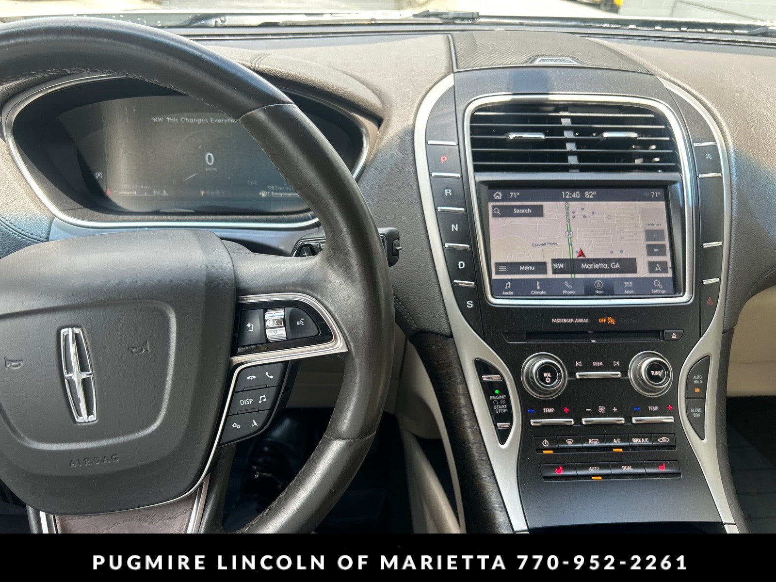 2019 Lincoln Nautilus Select