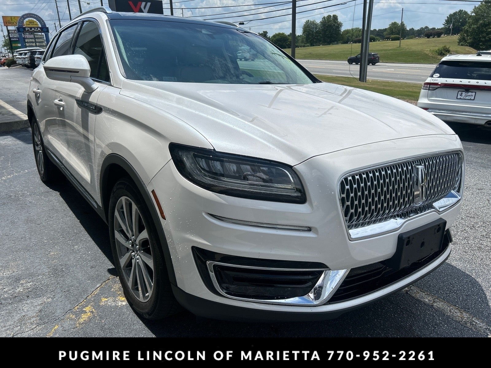 2019 Lincoln Nautilus Select