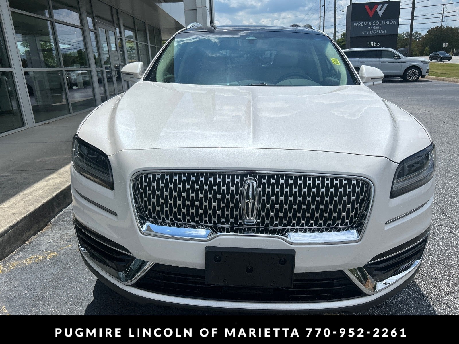 2019 Lincoln Nautilus Select