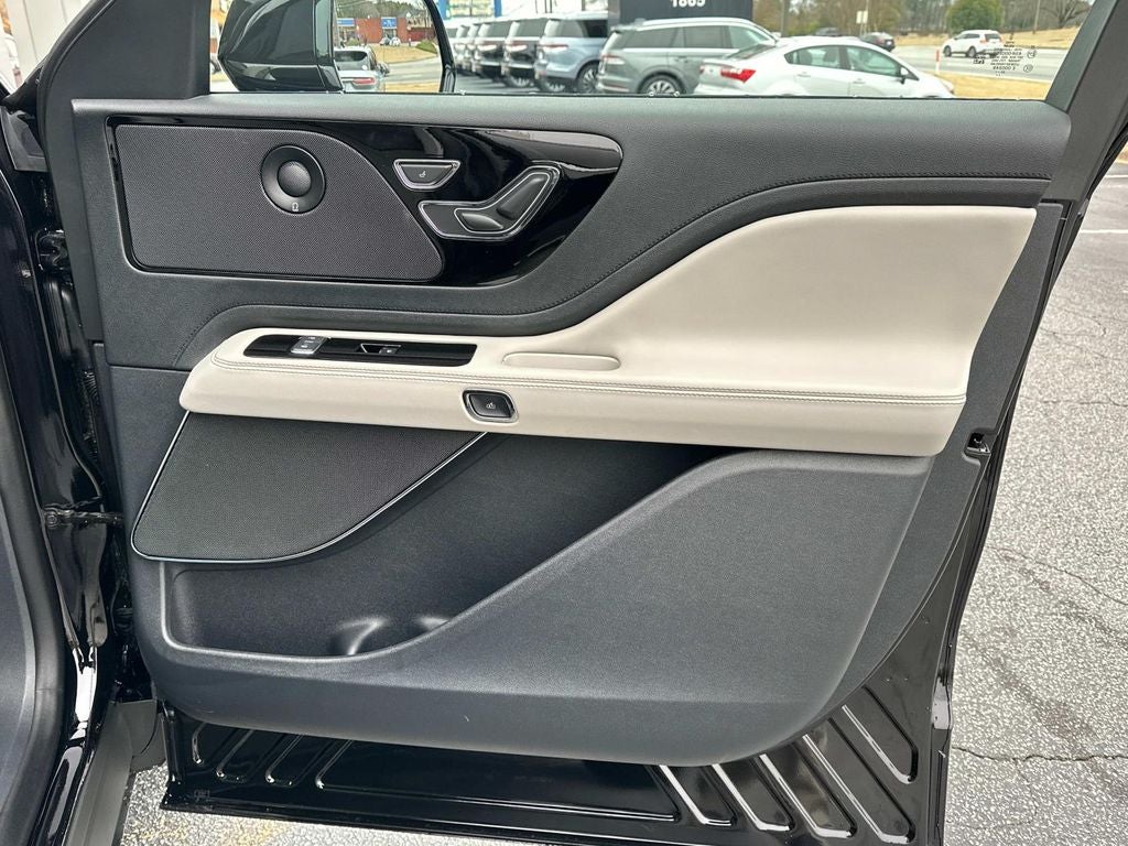 2025 Lincoln Aviator Premiere