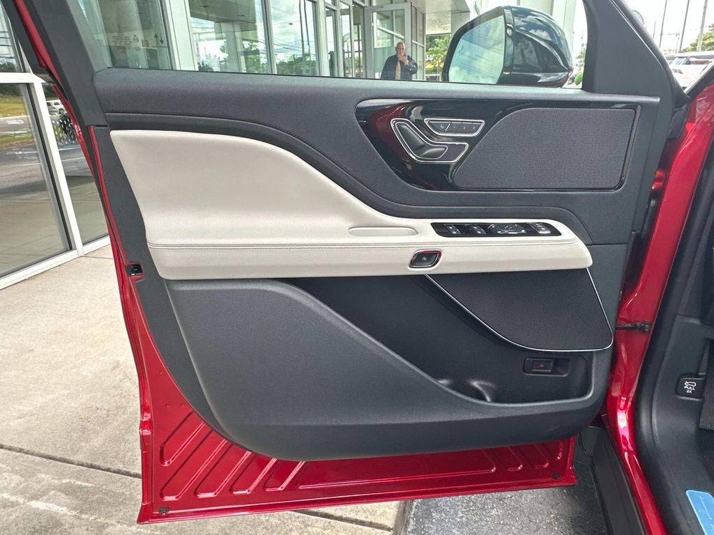 2025 Lincoln Aviator Premiere