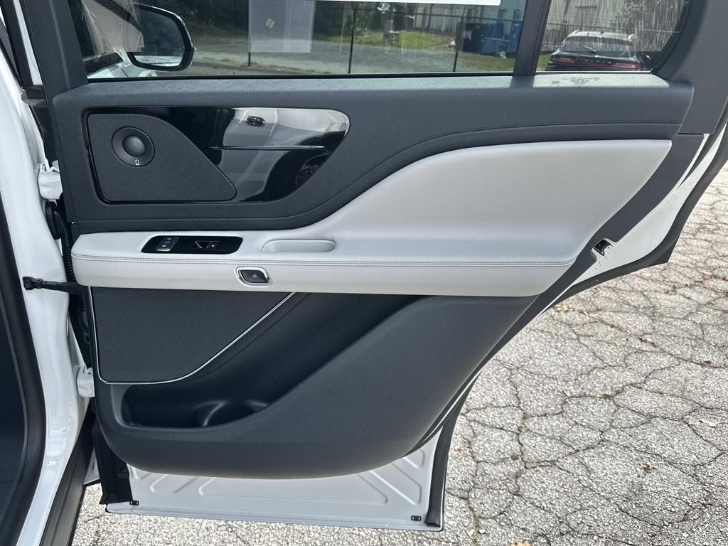 2025 Lincoln Aviator Premiere