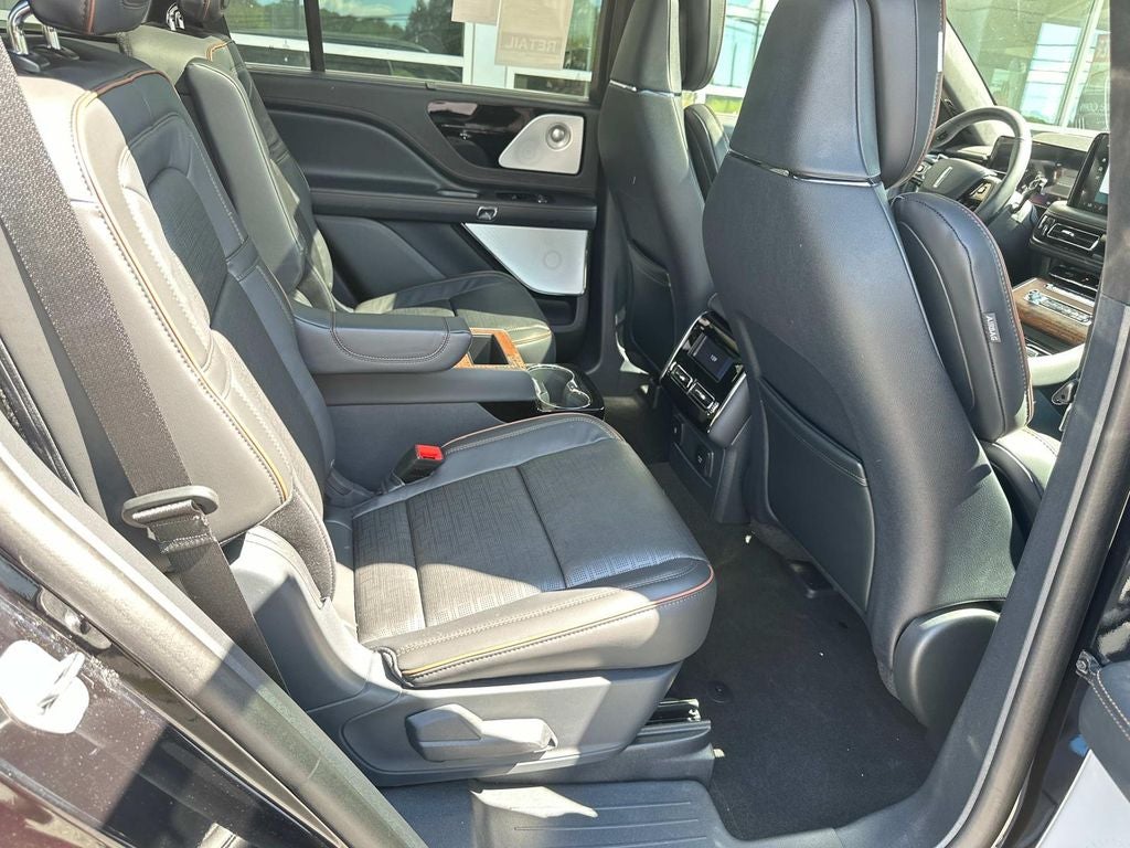 2025 Lincoln Aviator Black Label