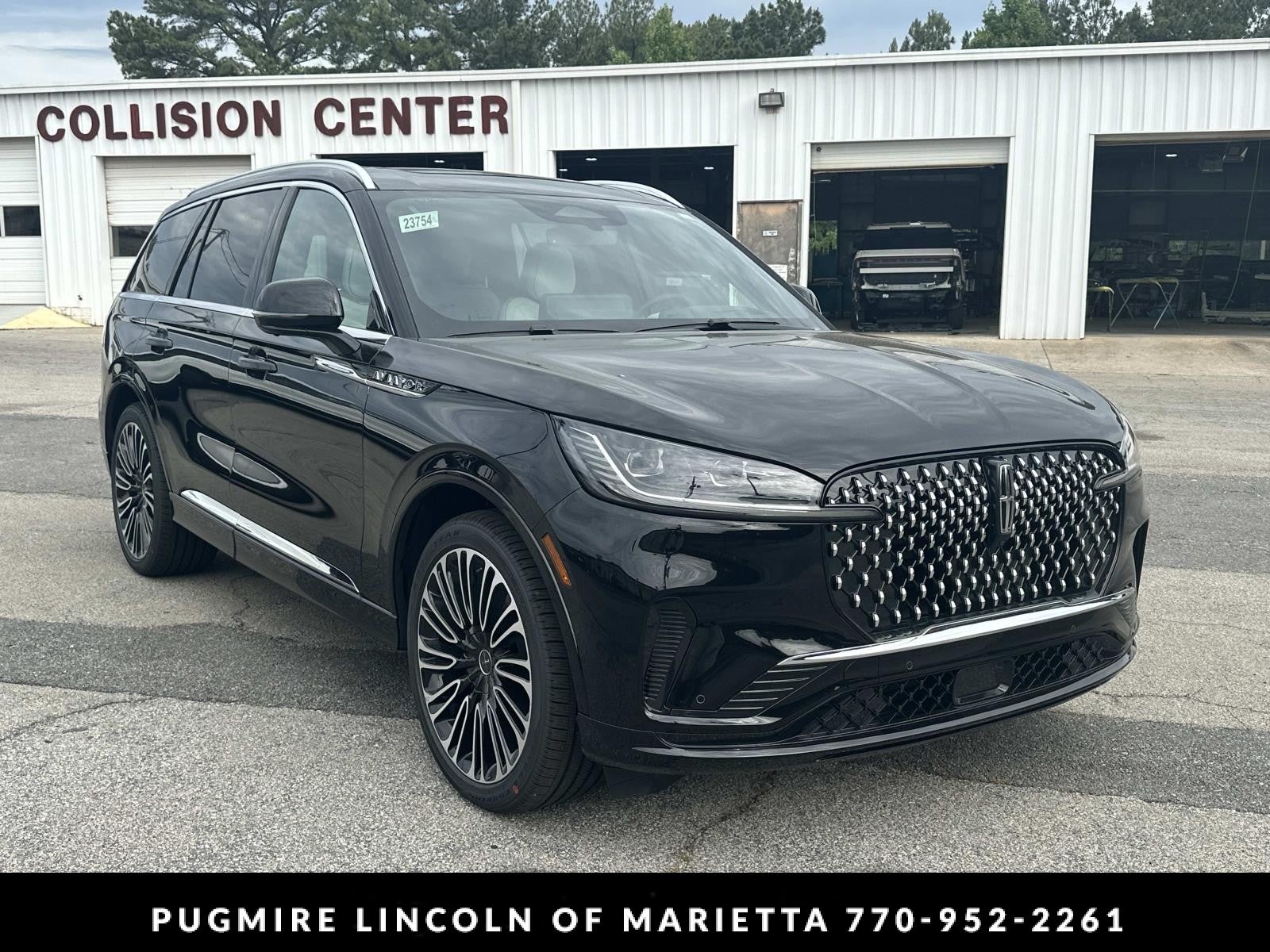 2026 Lincoln Aviator Black Label AWD's photo