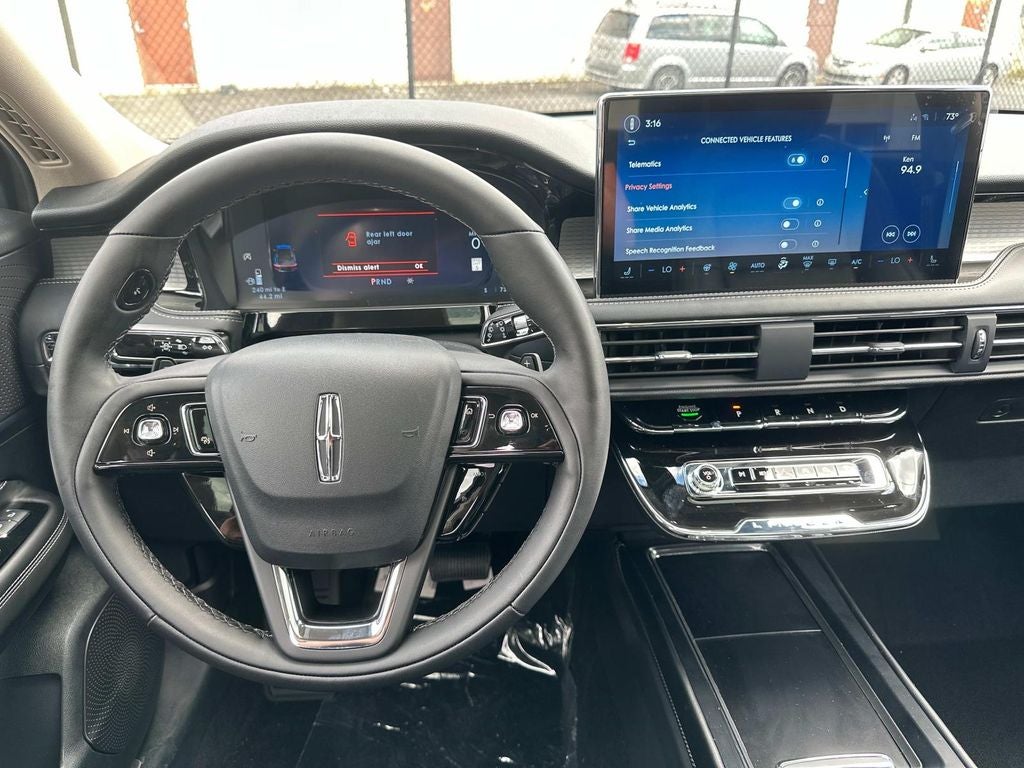 2025 Lincoln Corsair Premiere