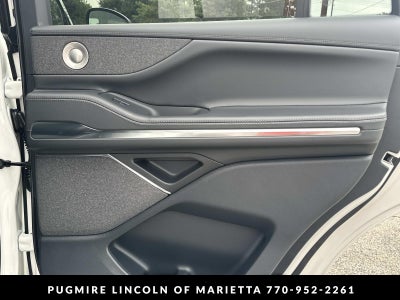 2027 Lincoln Navigator Reserve