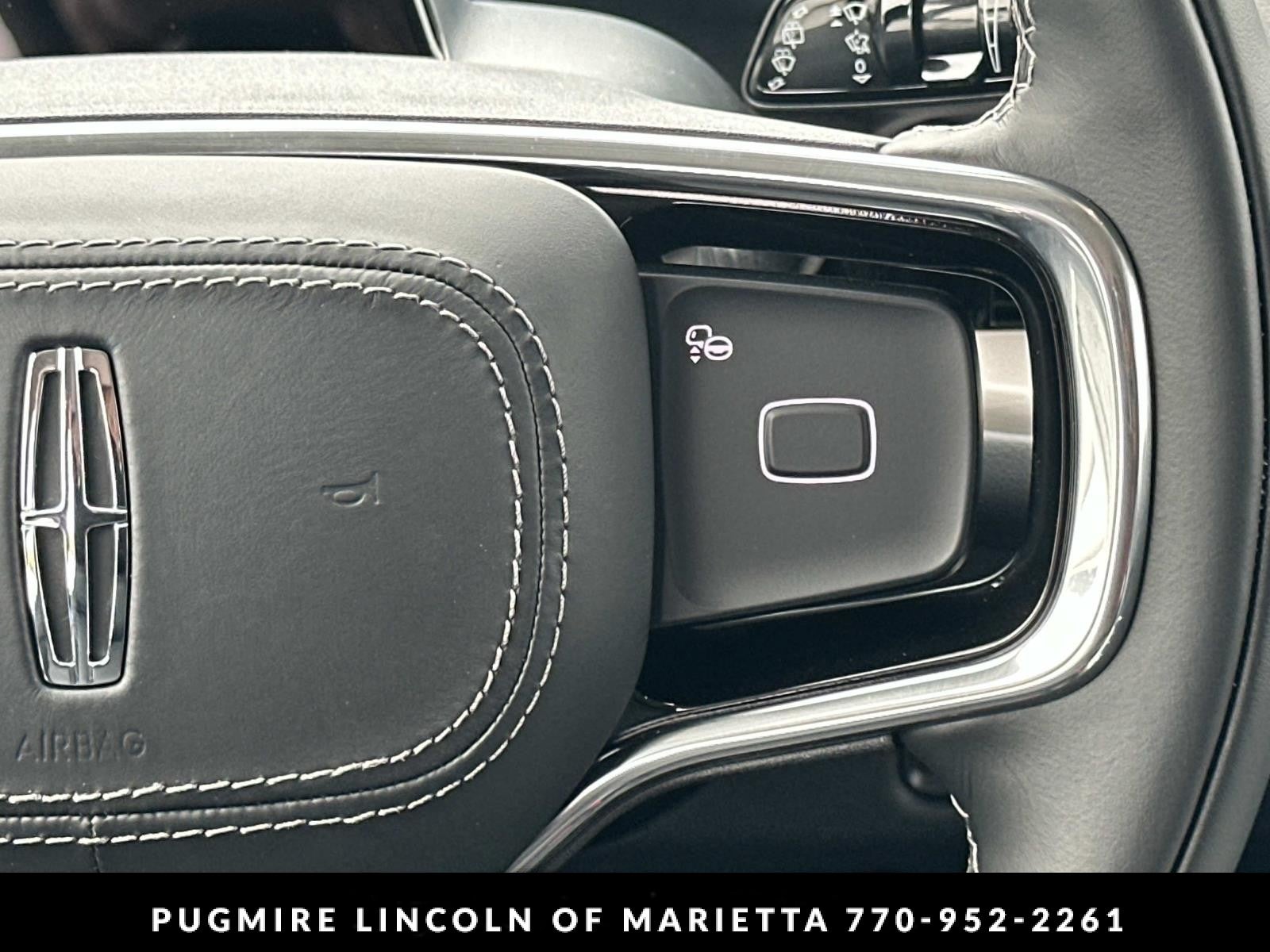 2027 Lincoln Navigator Reserve