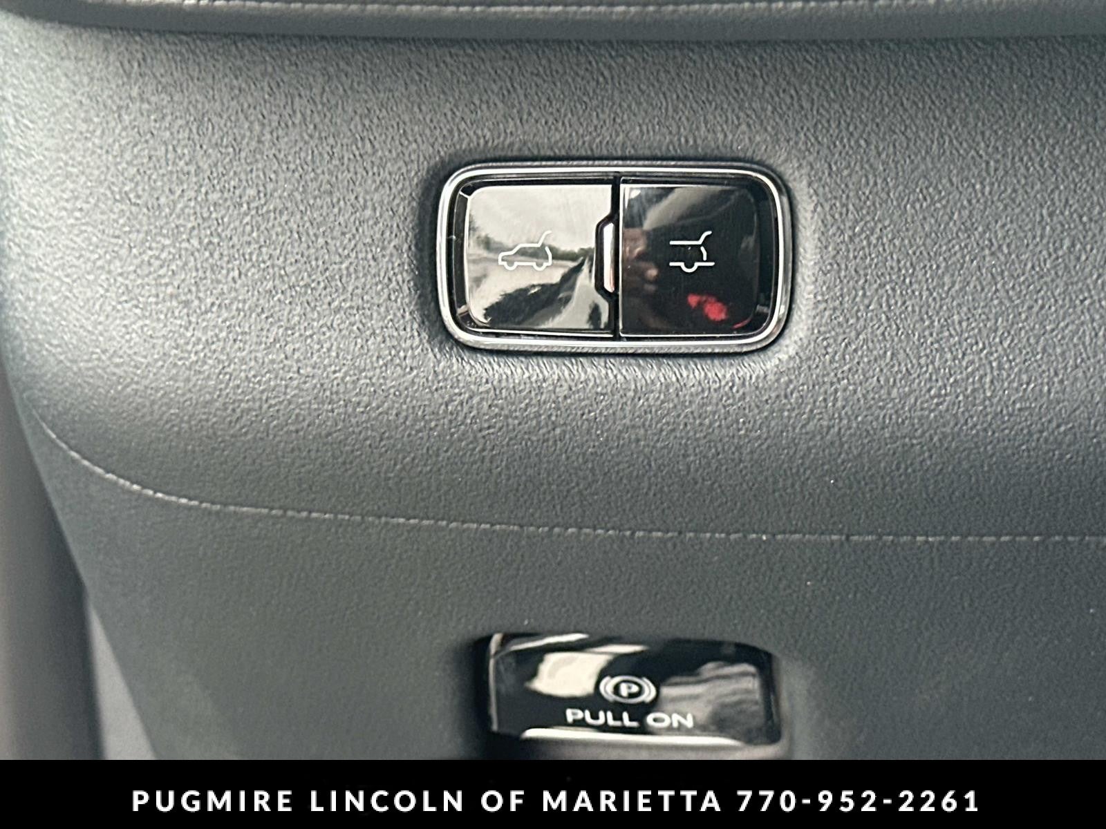 2027 Lincoln Navigator Reserve