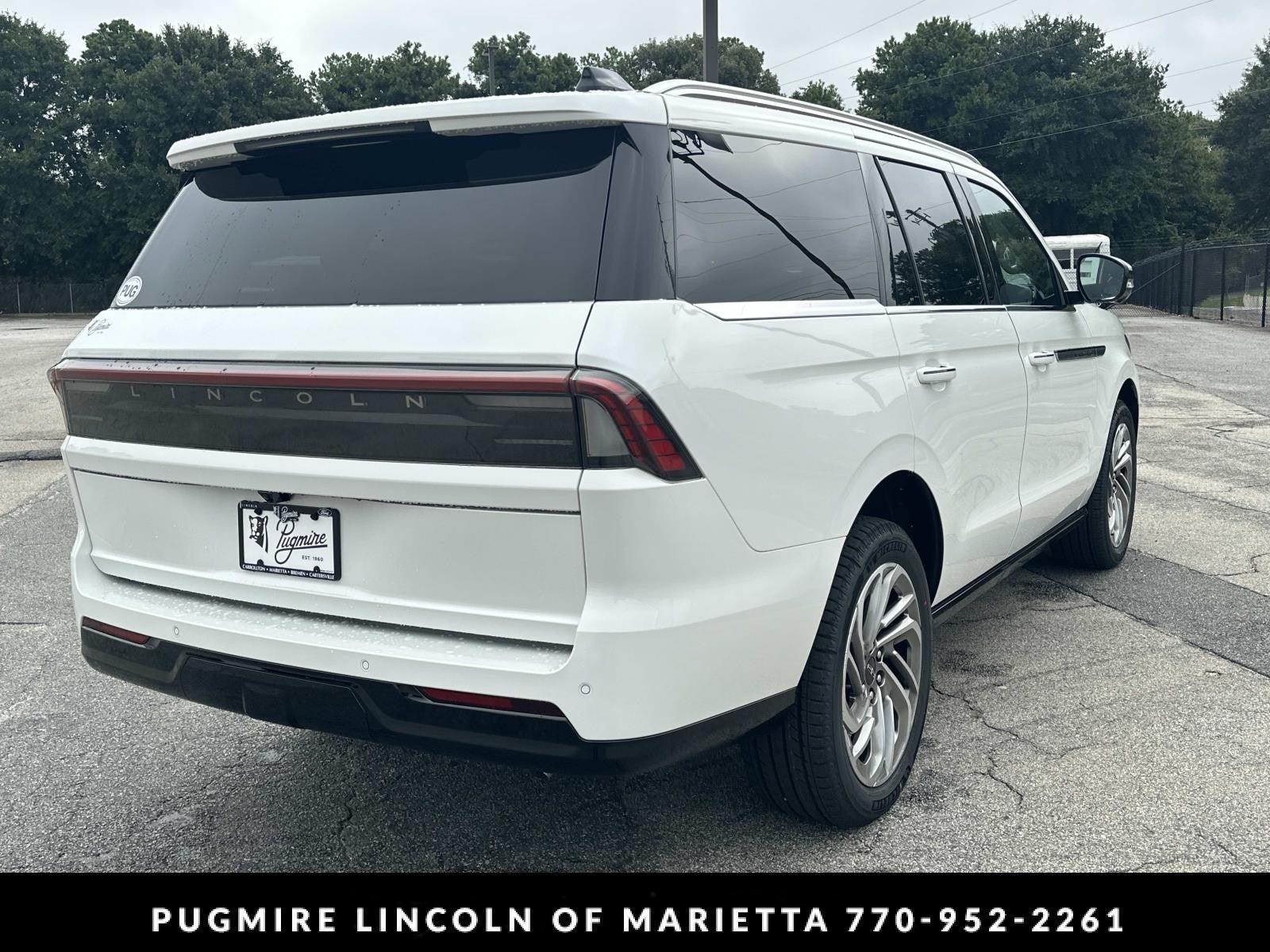 2027 Lincoln Navigator Reserve