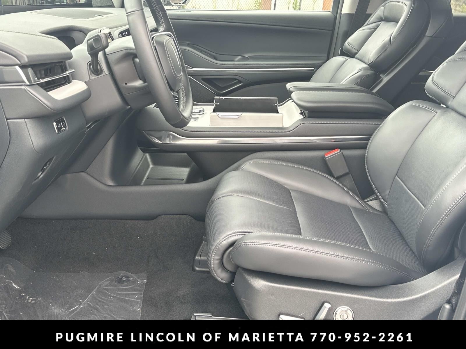 2027 Lincoln Navigator Reserve