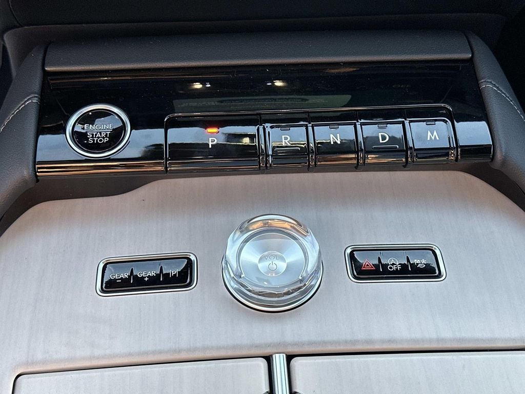 2025 Lincoln Navigator Reserve