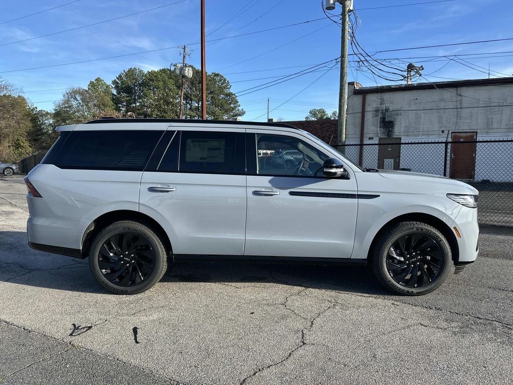 2025 Lincoln Navigator Reserve