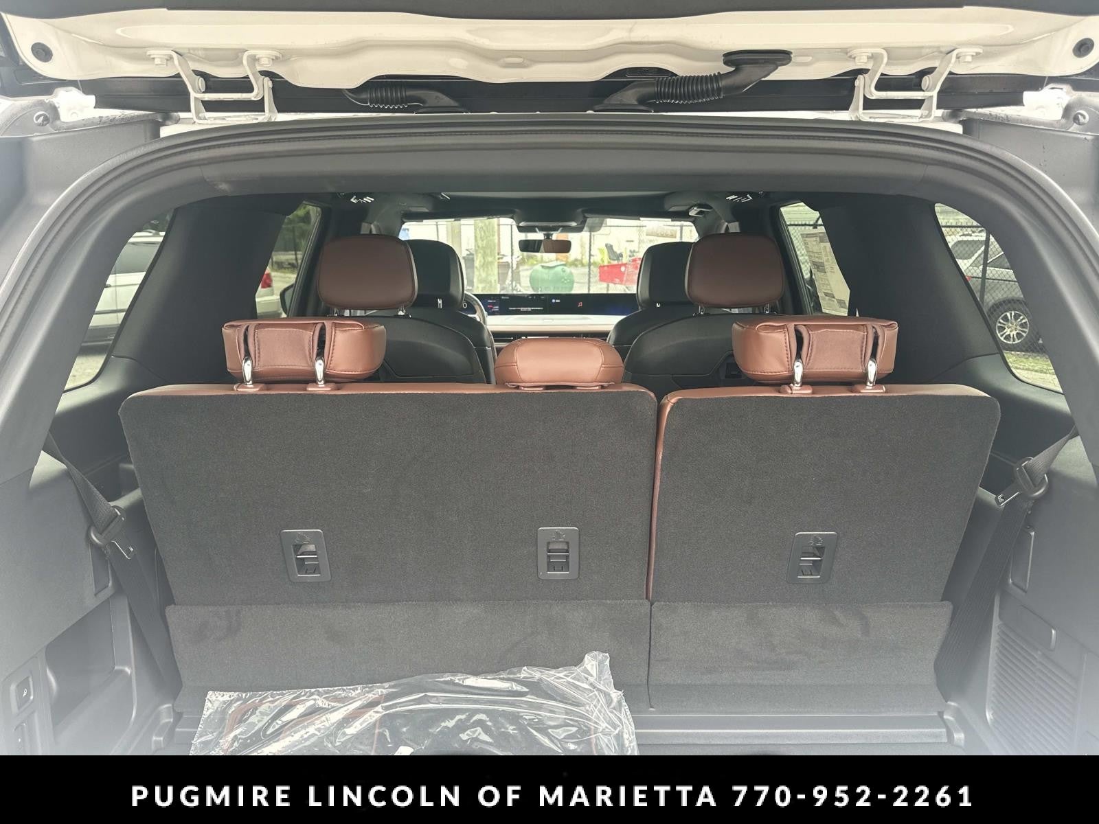 2027 Lincoln Navigator Reserve