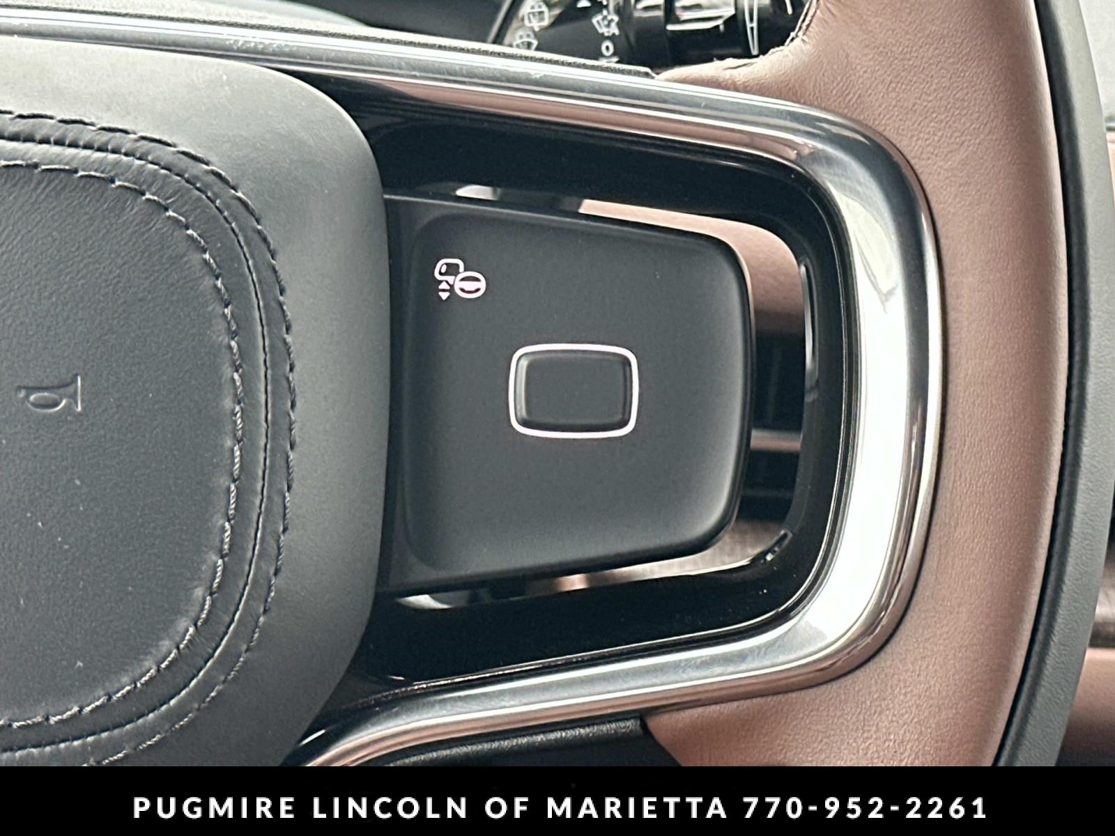 2027 Lincoln Navigator Reserve