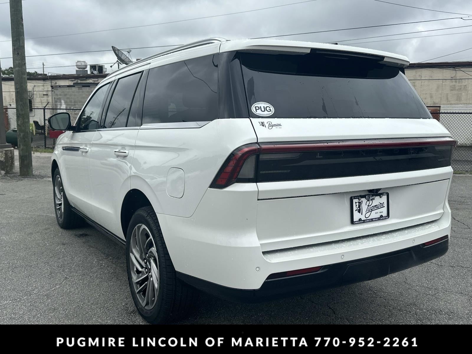 2027 Lincoln Navigator Reserve