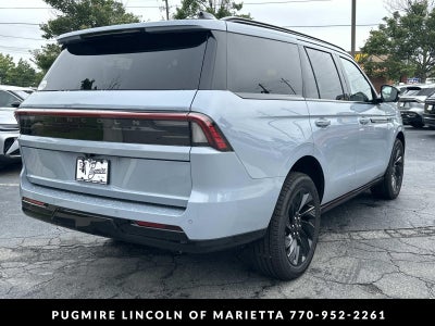 2027 Lincoln Navigator Reserve