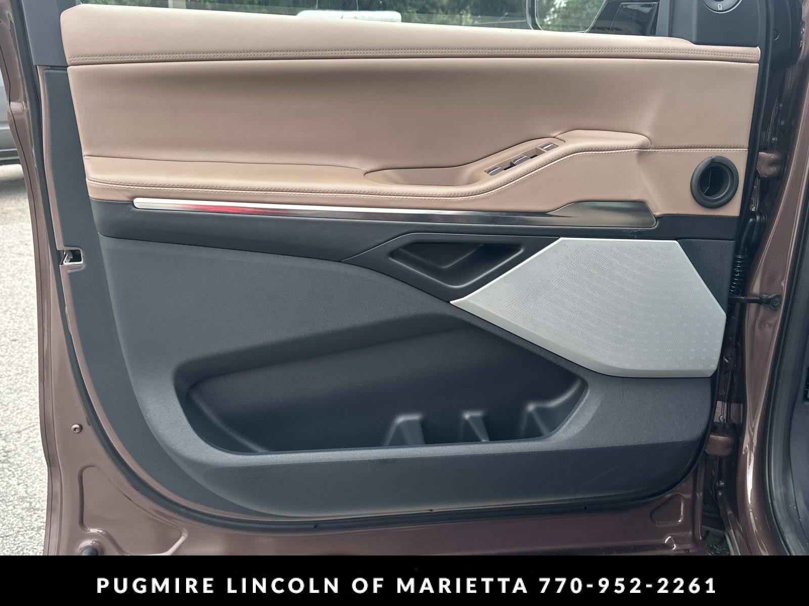 2027 Lincoln Navigator Black Label