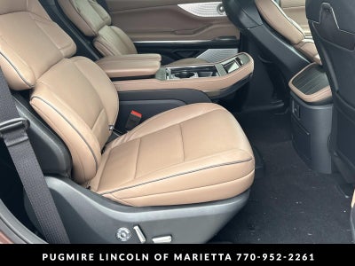2027 Lincoln Navigator Black Label