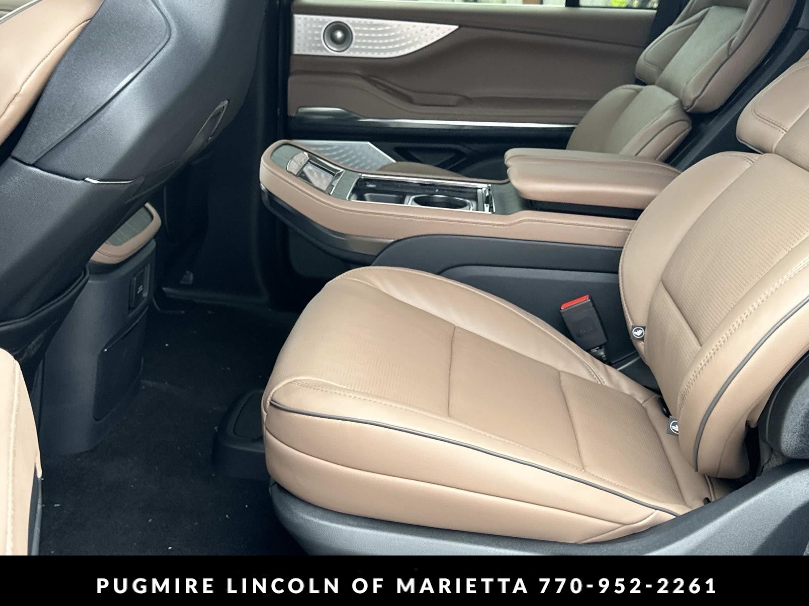 2027 Lincoln Navigator Black Label