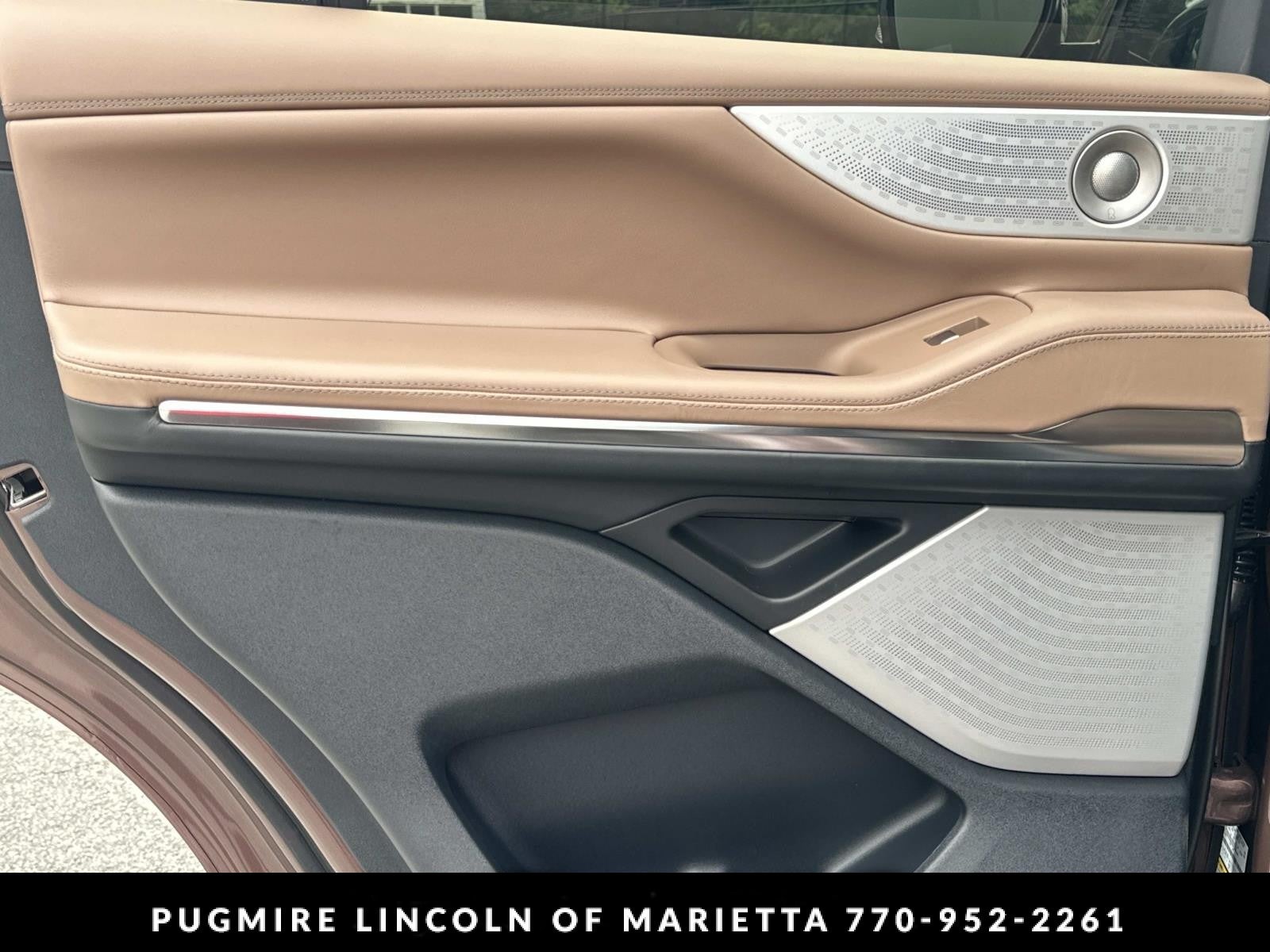 2027 Lincoln Navigator Black Label