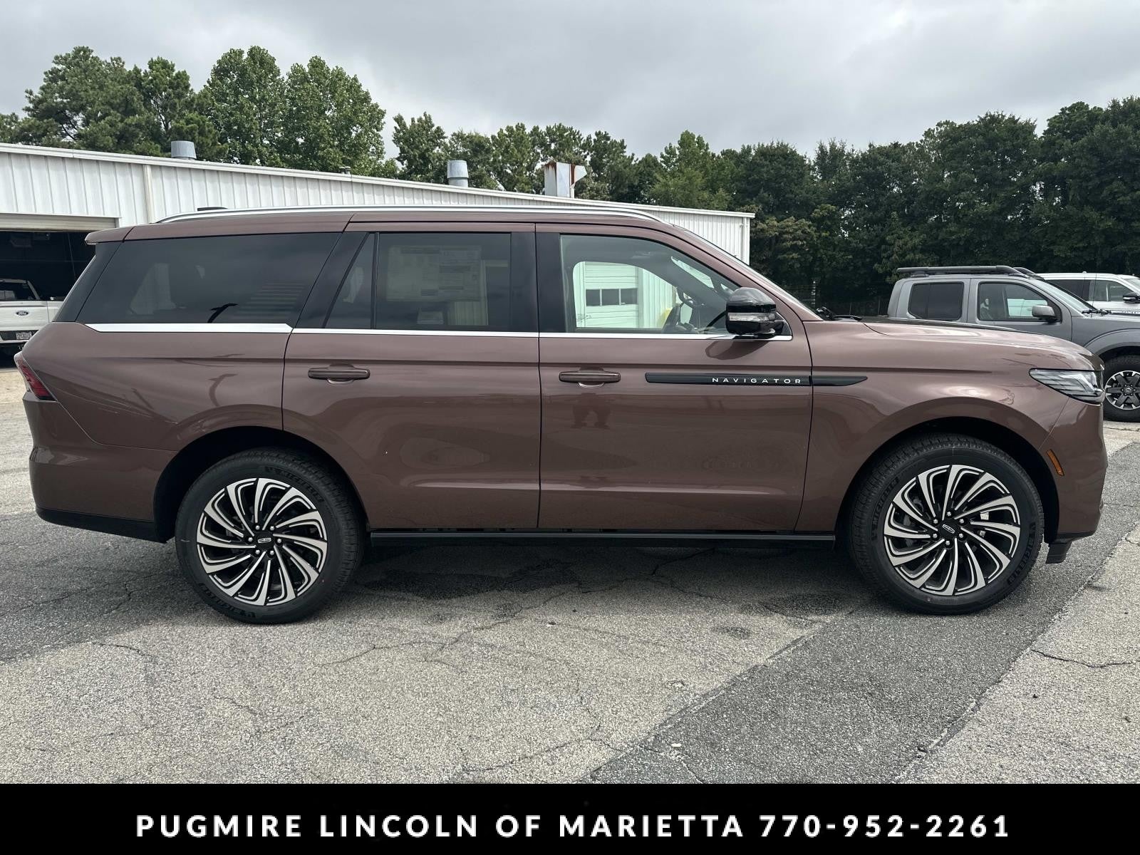 2027 Lincoln Navigator Black Label