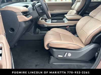2027 Lincoln Navigator Black Label