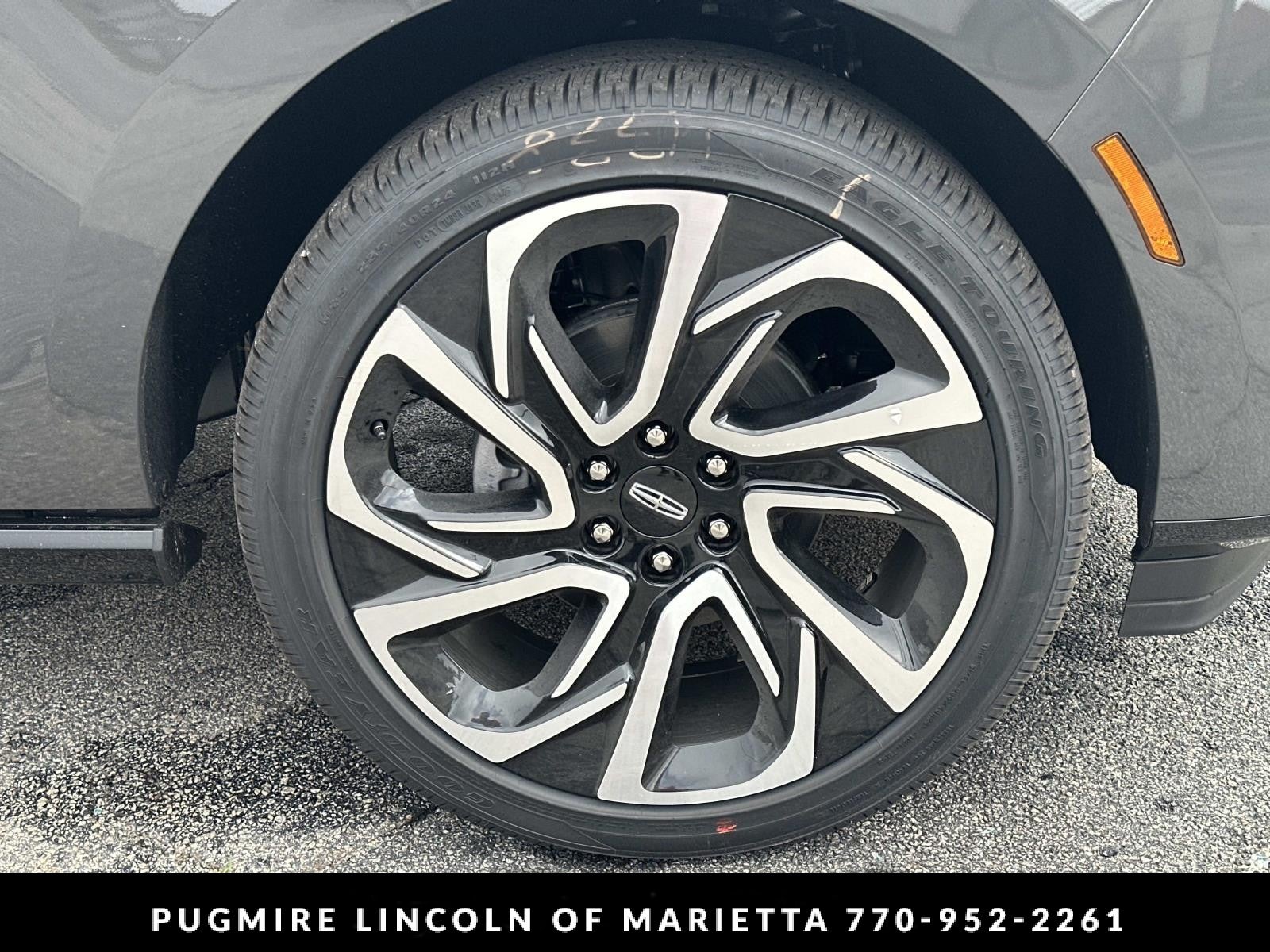2027 Lincoln Navigator Black Label