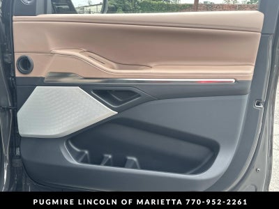 2027 Lincoln Navigator Black Label