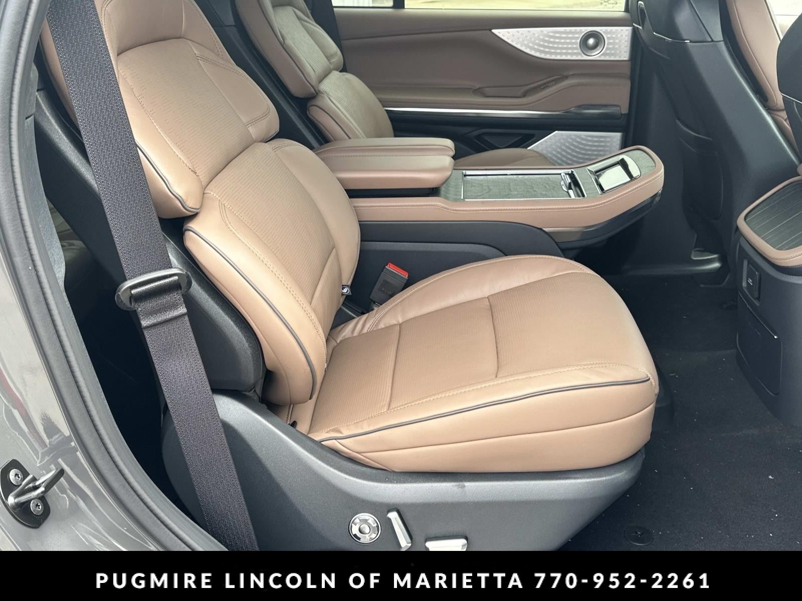 2027 Lincoln Navigator Black Label