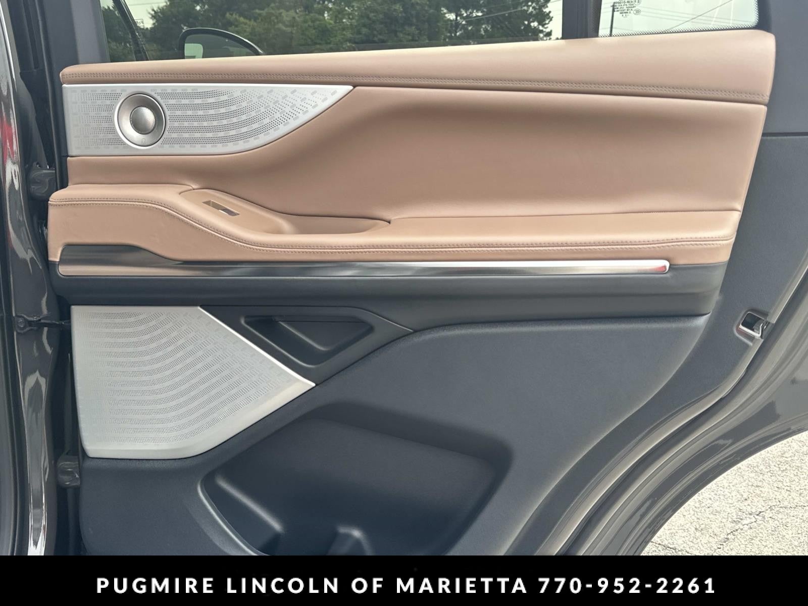 2027 Lincoln Navigator Black Label