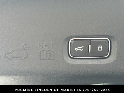2027 Lincoln Navigator Black Label