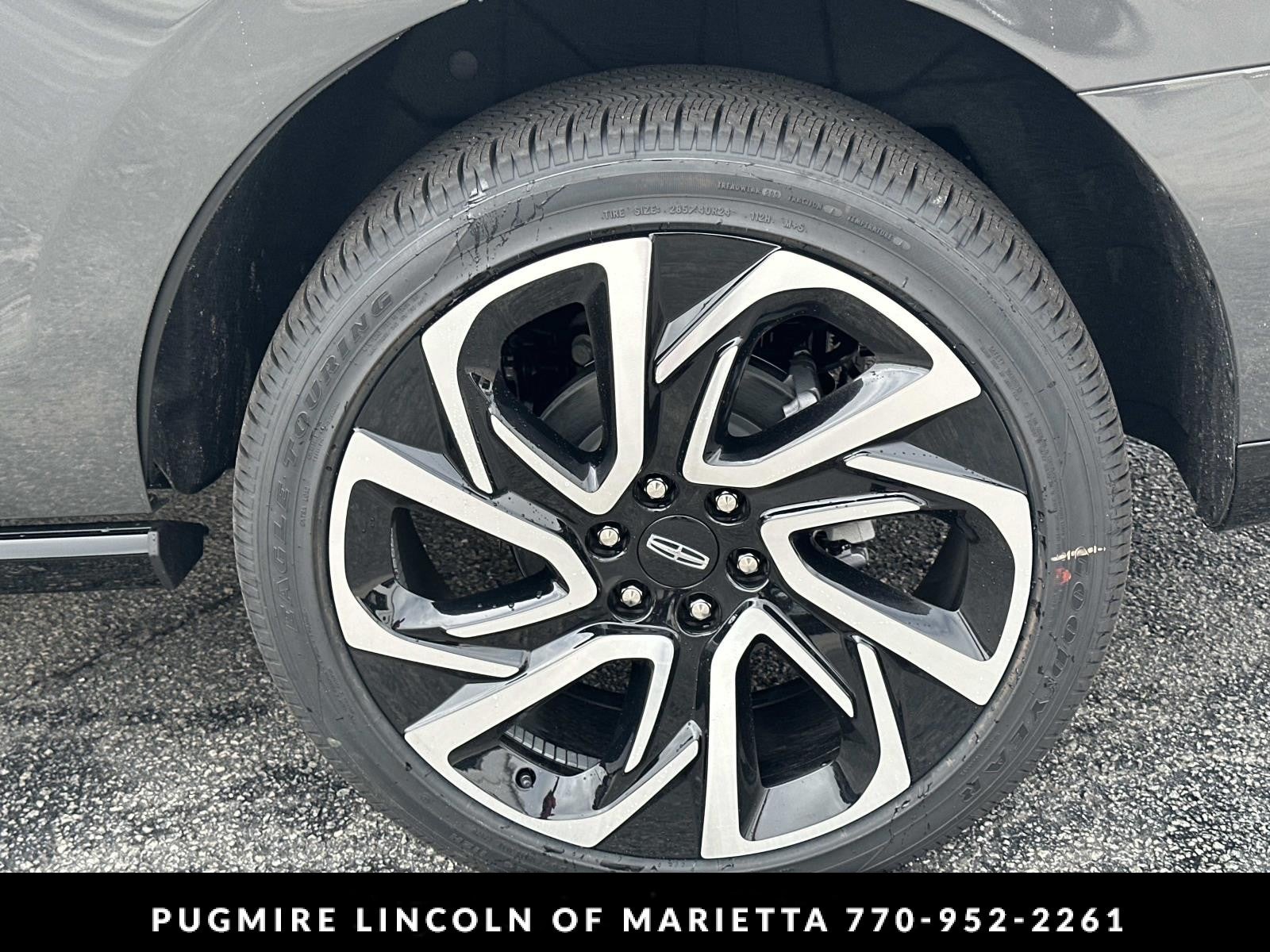 2027 Lincoln Navigator Black Label