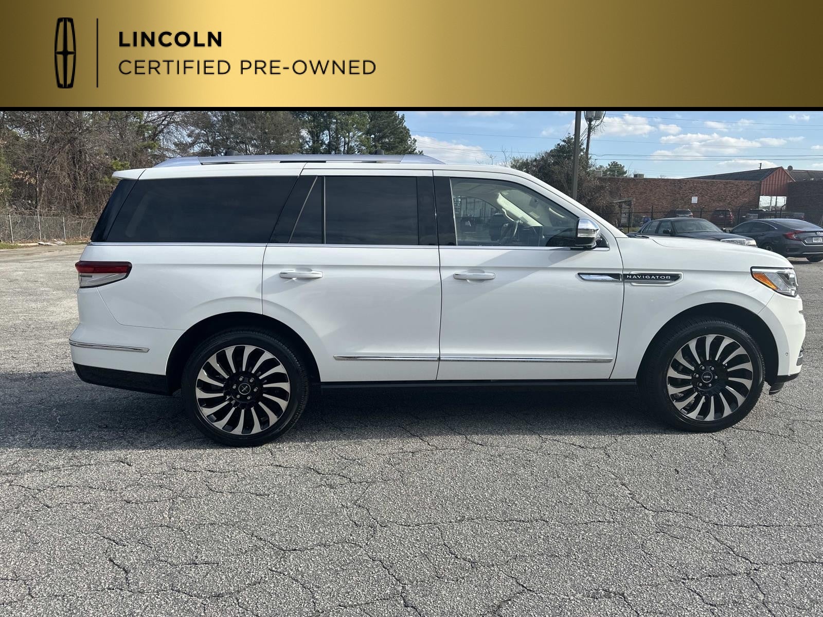 2022 Lincoln Navigator Black Label