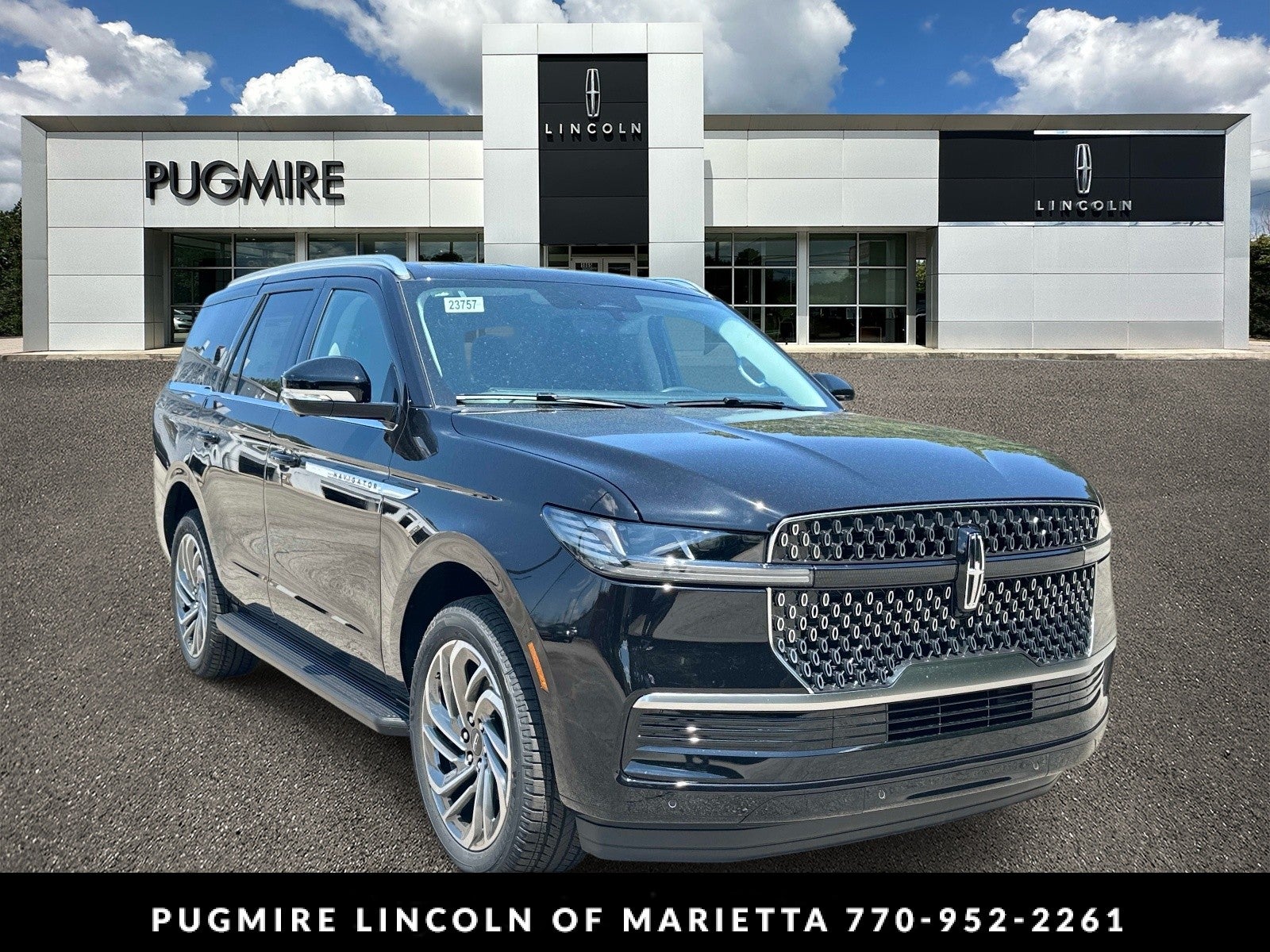 2026 Lincoln Navigator Premiere AWD's photo