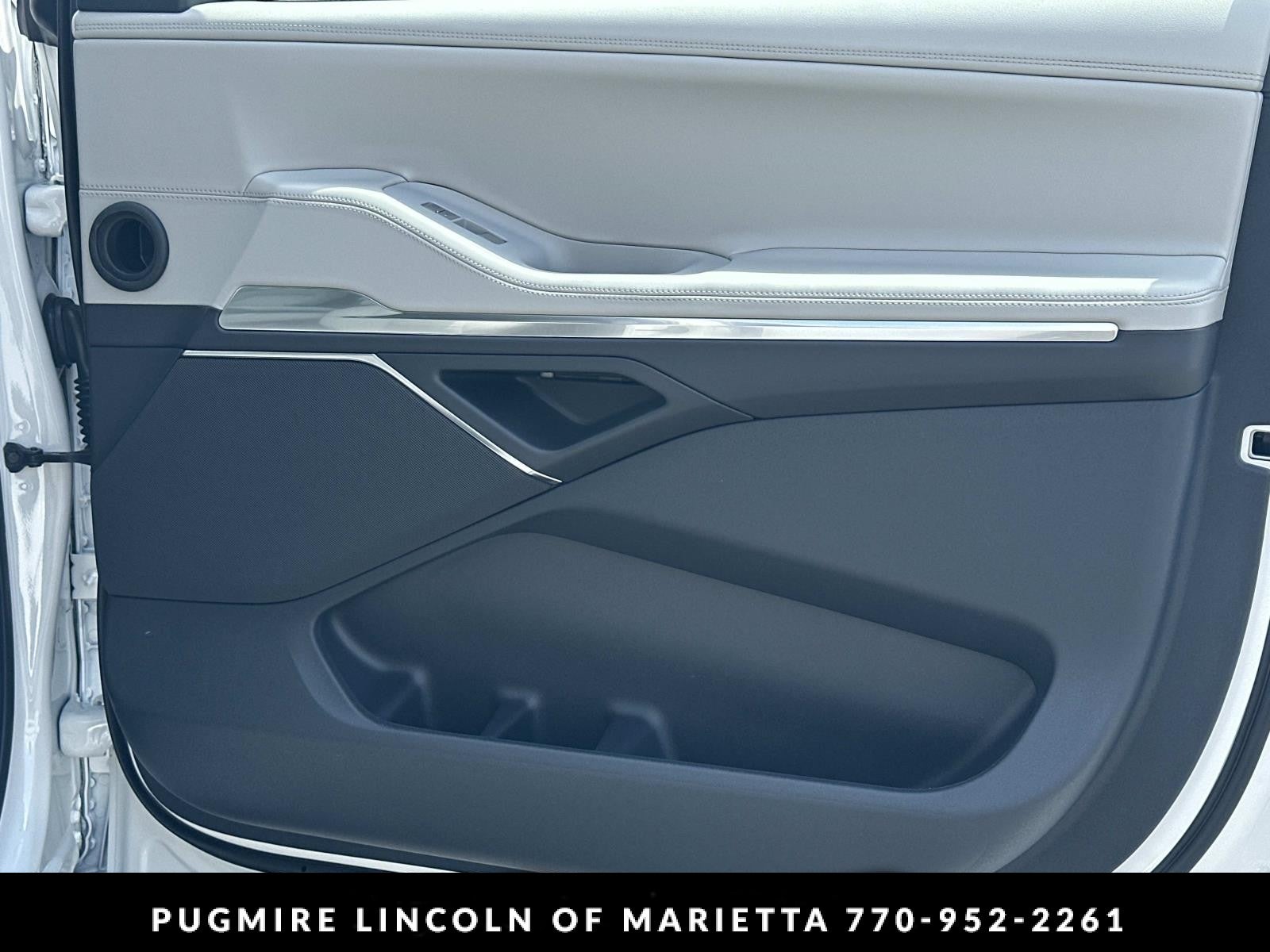 2026 Lincoln Navigator Premiere