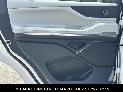 2026 Lincoln Navigator Premiere