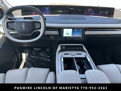 2026 Lincoln Navigator Premiere