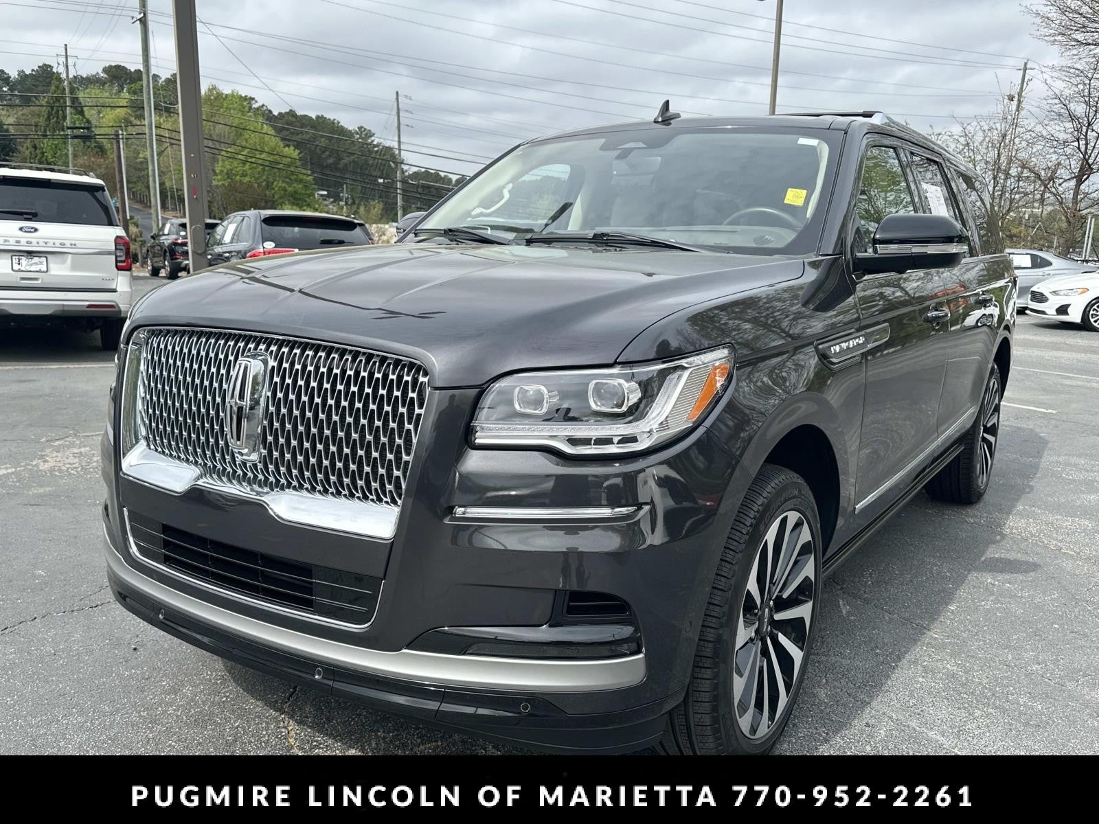 2023 Lincoln Navigator L Reserve