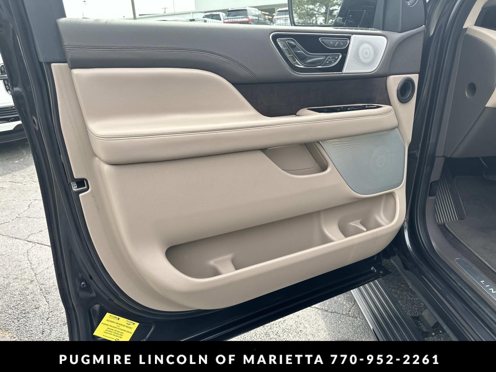 2023 Lincoln Navigator L Reserve