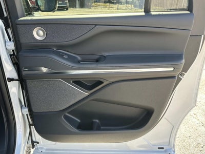 2025 Lincoln Navigator L Reserve