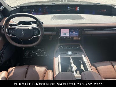 2026 Lincoln Navigator L Reserve