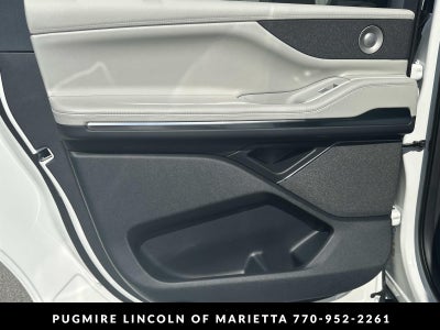 2026 Lincoln Navigator L Reserve
