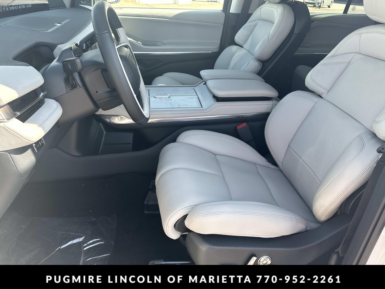 2026 Lincoln Navigator L Reserve