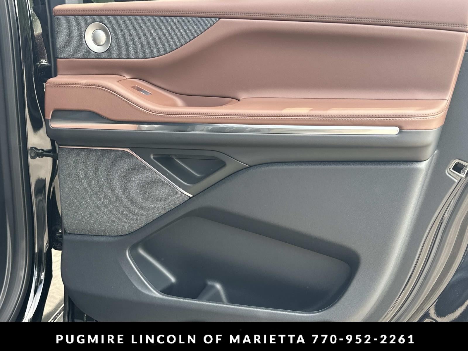2026 Lincoln Navigator L Reserve