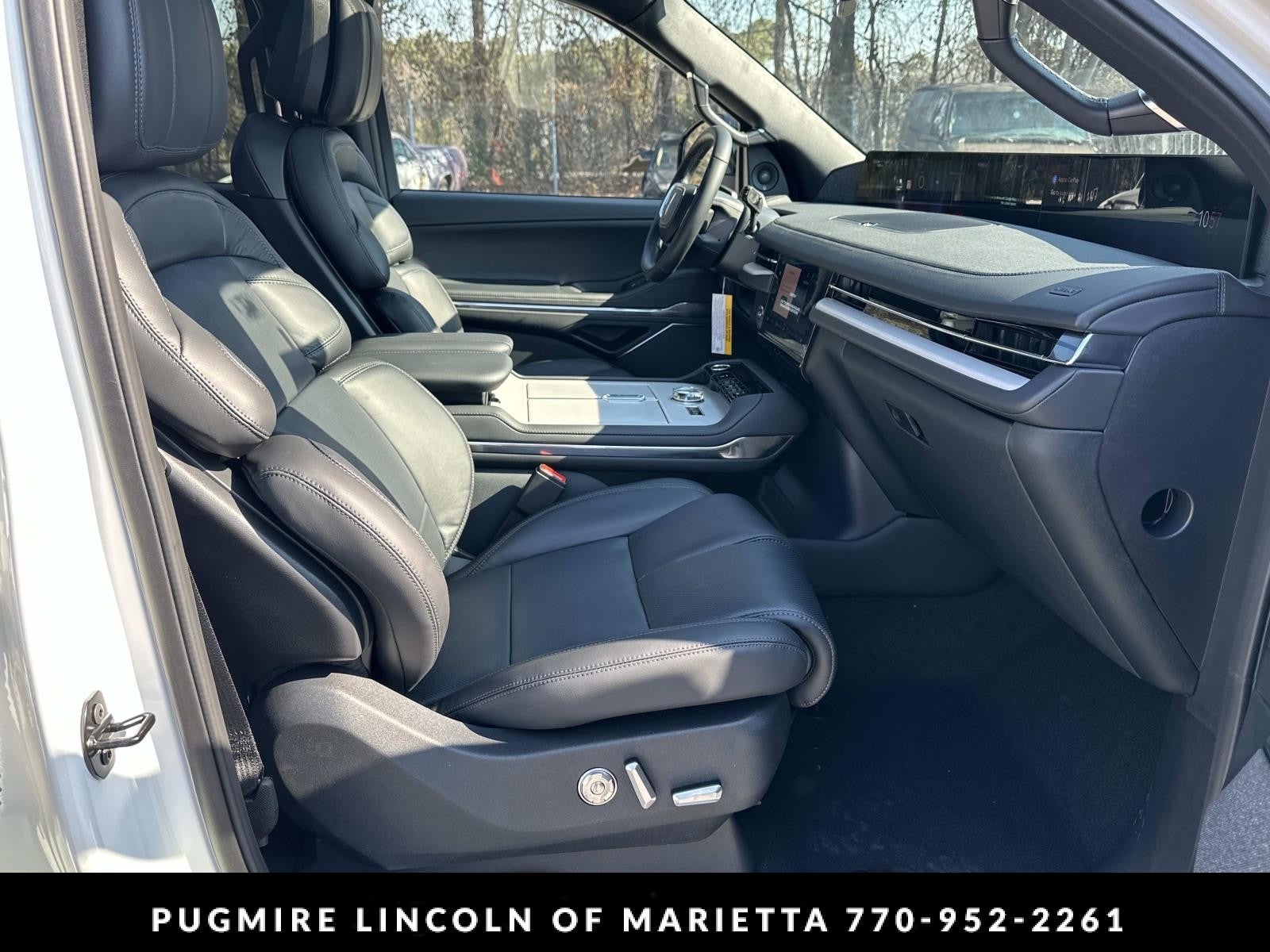 2026 Lincoln Navigator L Reserve