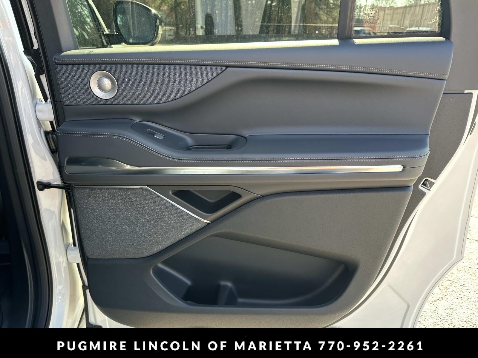 2026 Lincoln Navigator L Reserve