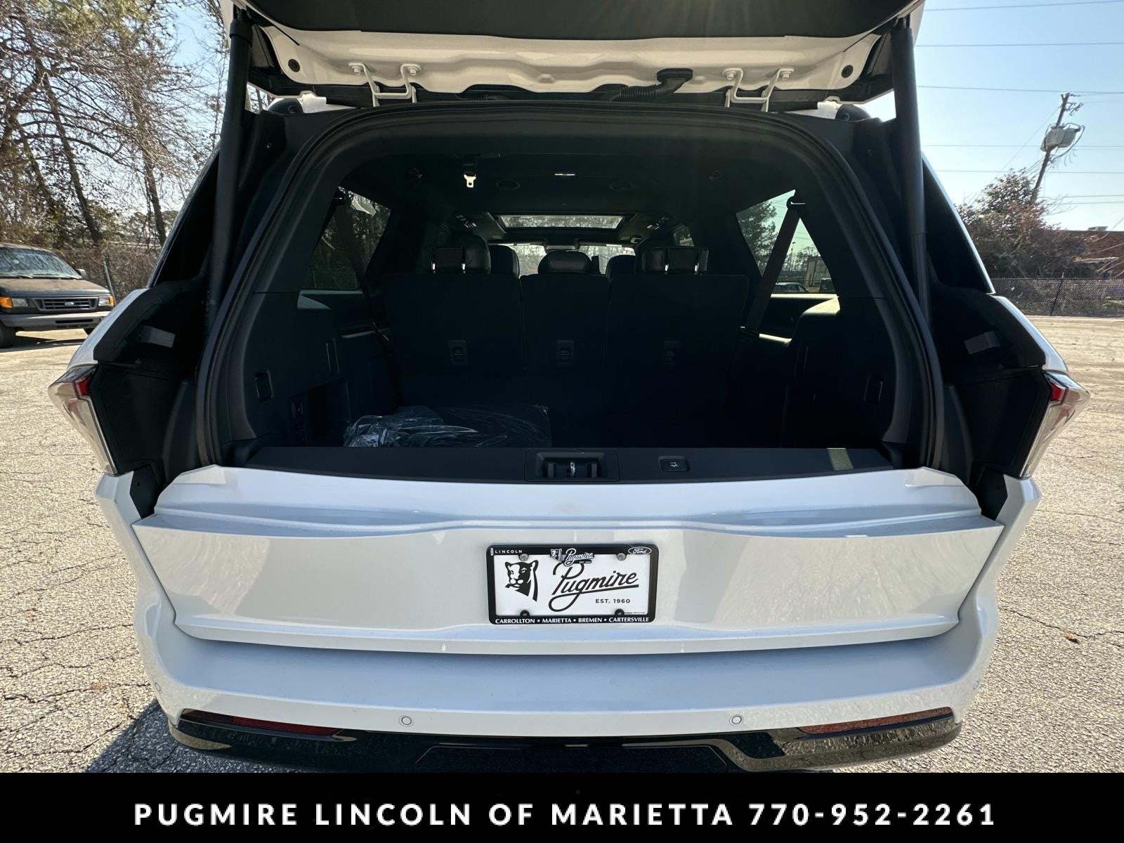 2026 Lincoln Navigator L Reserve