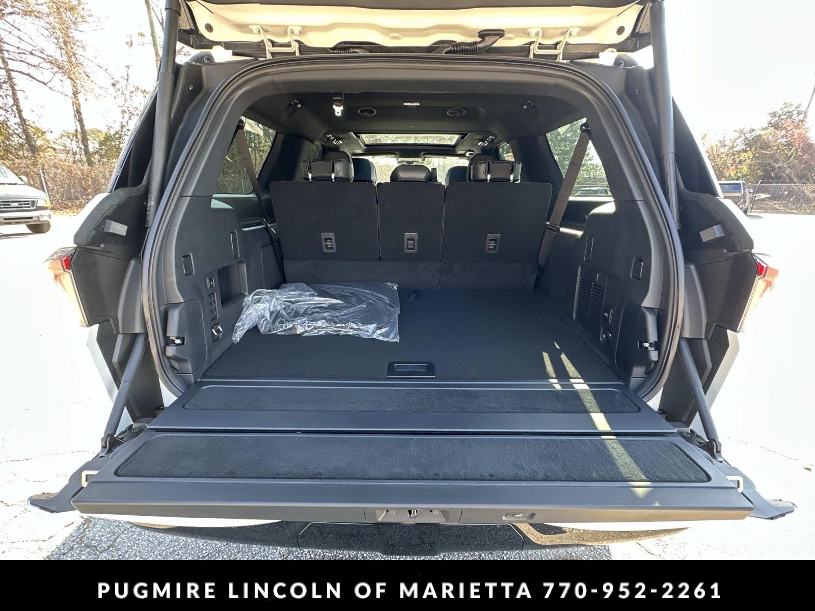 2026 Lincoln Navigator L Reserve